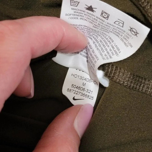 NIKE Unisex Olive Green Half Zip Athletic Running Shirt Long Sleeve Pullover M - Picture 8 of 9